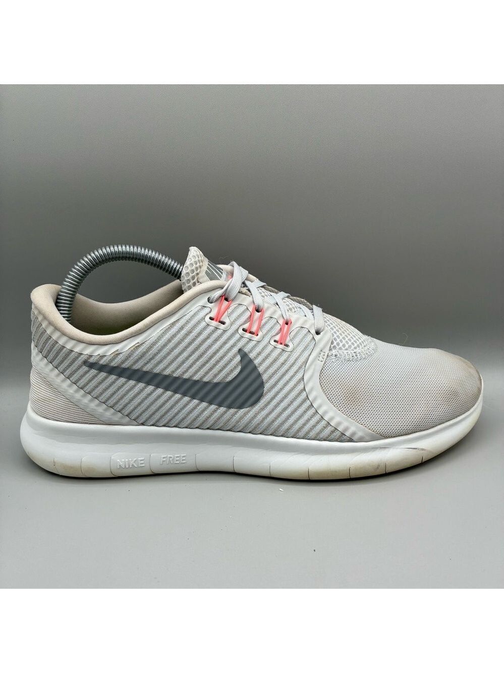 Nike Free Run Commuter Sneakers Women’s 9.5 Pure Platinum Athletic 831511-004